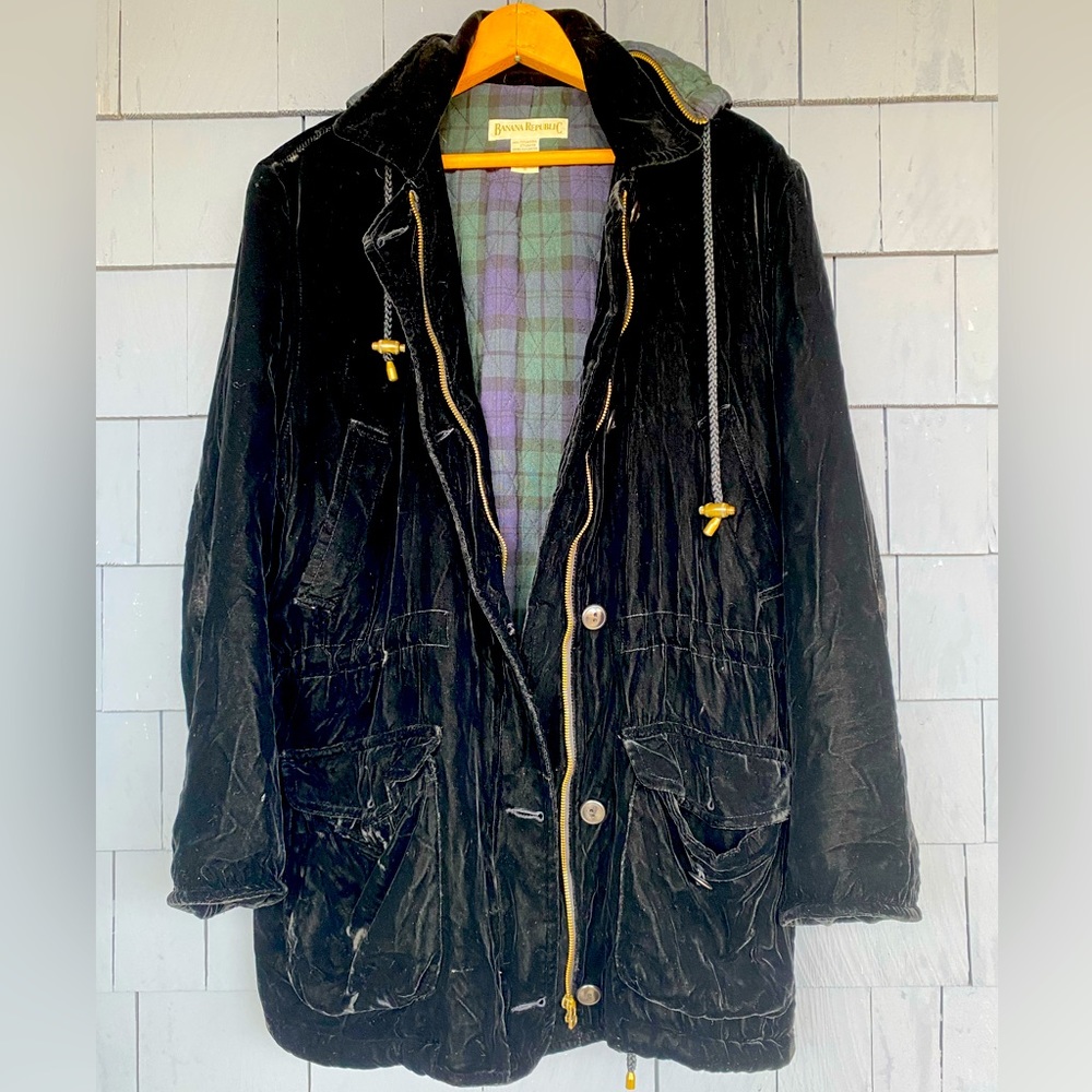 Vintage Women’s Banana Republic Black Velvet Zip Front Hooded Field Coat S
